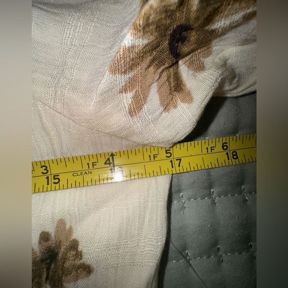 Altar'd State Cream Puff Sleeve Crop Blouse. Size Small. NWT - Picture 10 of 14